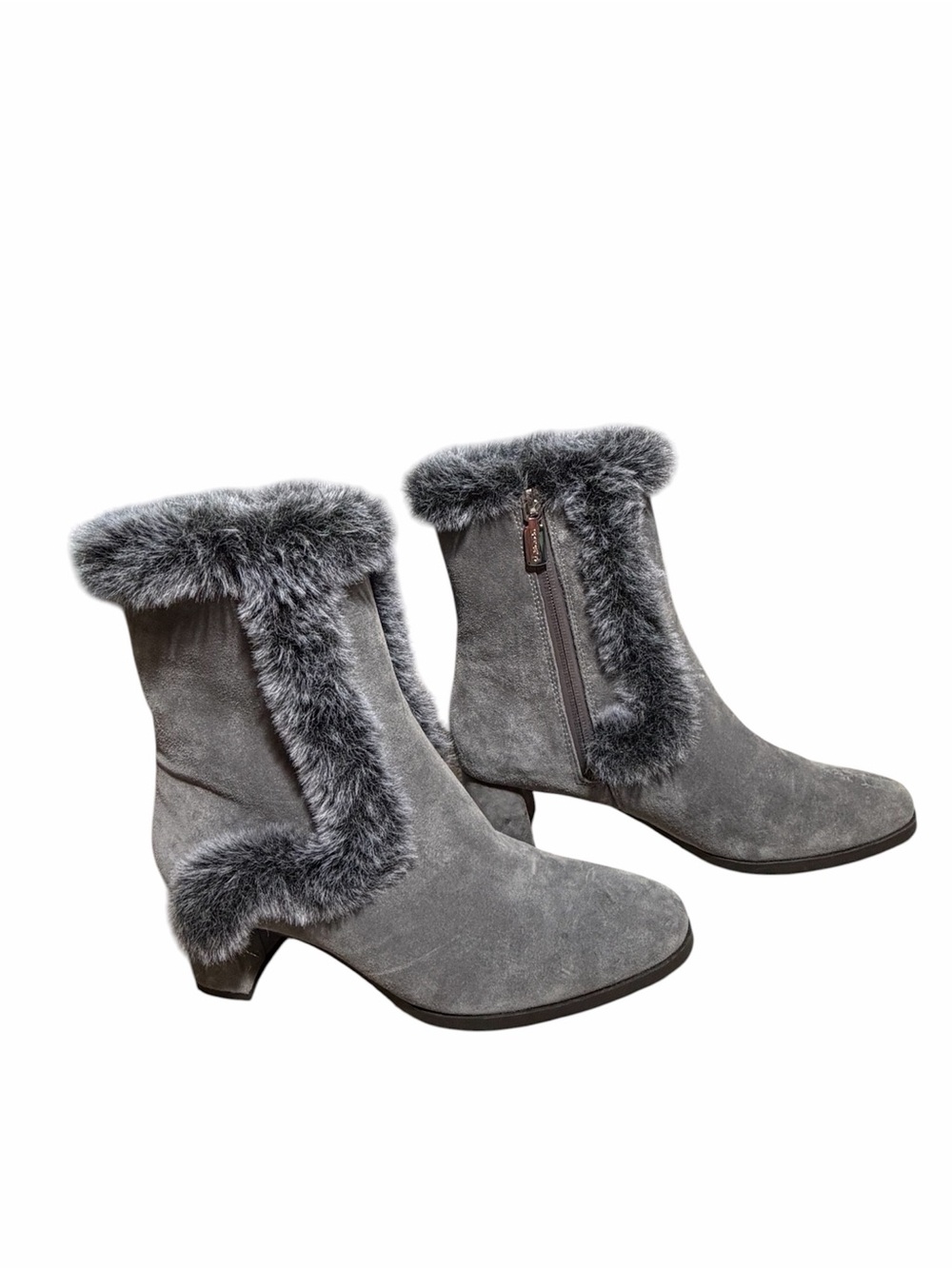 Blondo Waterproof Grey fur/suede Boots size 6